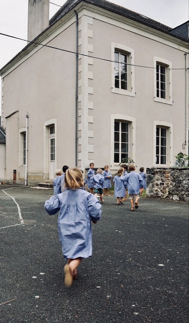 Aidez L Ecole Notre Dame Des Champs Grandir Le Salon Beige