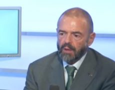 Plus de 400 000 euros de frais de transports pour l’homosexualiste Jean-Paul Cluzel