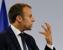 On a l’impression que le président français est sous certaines substances