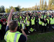 Gilets jaunes au Champ-de-Mars : nous pourrons comparer avec La Manif Pour Tous