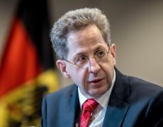 Un responsable du renseignement allemand limogé pour avoir démenti les rumeurs de chasses aux migrants