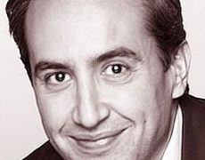 Bernard Mourad ne reconnaît plus Emmanuel Macron : “Ils ont perdu la boule, ils ne voient plus clair, le pouvoir les transforme.”