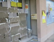 Les déboires de députés LREM : permanences murées, véhicules incendiés…
