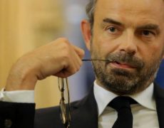 Moratoire sur les taxes… jusqu’après les élections européennes