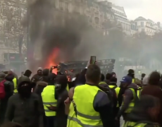 Gilets jaunes : la colère s’étend