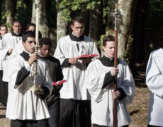 Il faut sauver le seul séminaire traditionnel en France. 1/3 de l’objectif déjà réalisé
