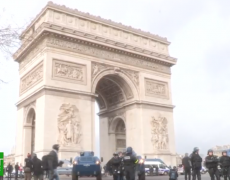 Les Gilets Jaunes à Paris : en direct
