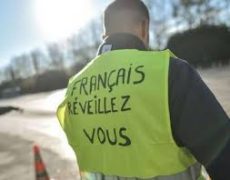 Les gilets jaunes devraient exiger la fin du mondialisme économique et migratoire