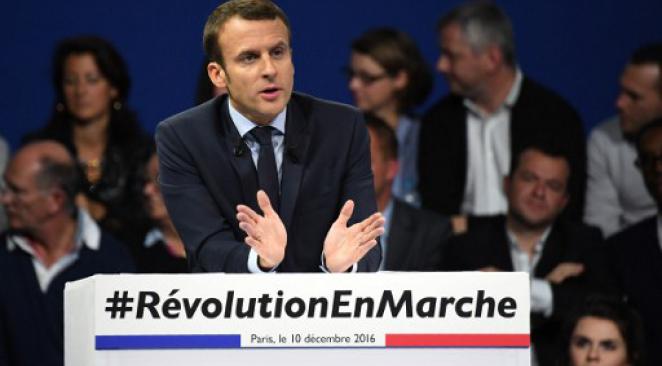 Emmanuel Macron en campagne électorale, “quoi qu’il en coûte”