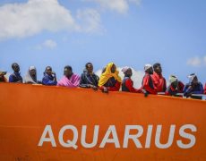 Immigration : l’Aquarius rentre au port