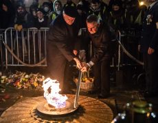 Les Gilets jaunes ont participé au ravivage de la flamme sous l’Arc de Triomphe