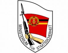 En Allemagne, la STASI veille toujours sur vos petits