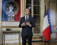 800 personnes ont permis l’improbable candidature Macron