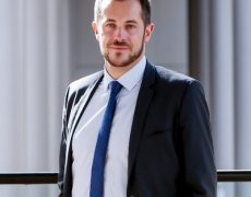 Pour soutenir la natalité, il faut une politique familiale