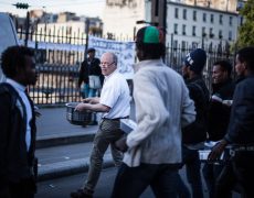 Tué de 28 coups de couteau… par l’immigré qu’il hébergeait