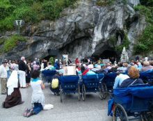 Grande neuvaine à Notre-Dame de Lourdes du 3 au 11 février (jour de sa fête)
