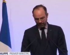 Vous reprendrez bien un peu de censure