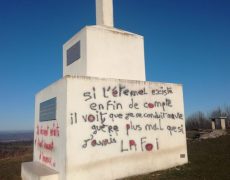 Encore une croix menacée de destruction