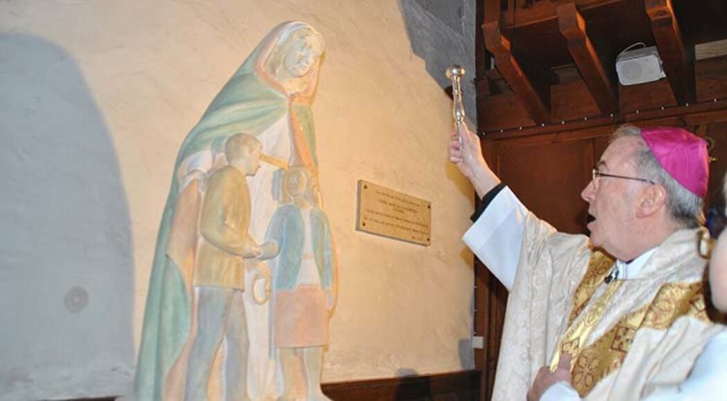 Premier anniversaire de la bénédiction de la statue de «　Marie qui guérit les couples　»