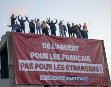 Génération Identitaire occupe la Caisse d’Allocations Familiales de Seine-Saint-Denis