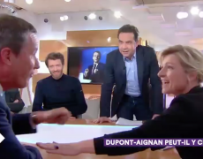 Nicolas Dupont-Aignan vs Patrick Cohen : “C’est un macroniste sur le service public qui passe sa vie à cirer les pompes du pouvoir “
