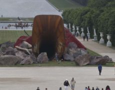 Ce ne sont pas les flammes qui portent atteinte à notre patrimoine, c’est la vulgarité encouragée par le ministère de la Culture
