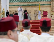 Au Maroc, le pape plaide pour la liberté de vivre selon sa propre conviction religieuse