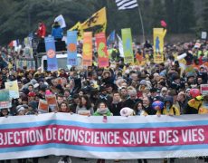 Tentative insidieuse de supprimer la clause de conscience au parlement