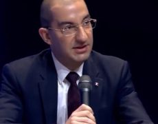 « Si ces manifestants se sentent de tout coeur avec ce qui se passe en Algérie, le plus efficace c’est d’aller l’exprimer là-bas »