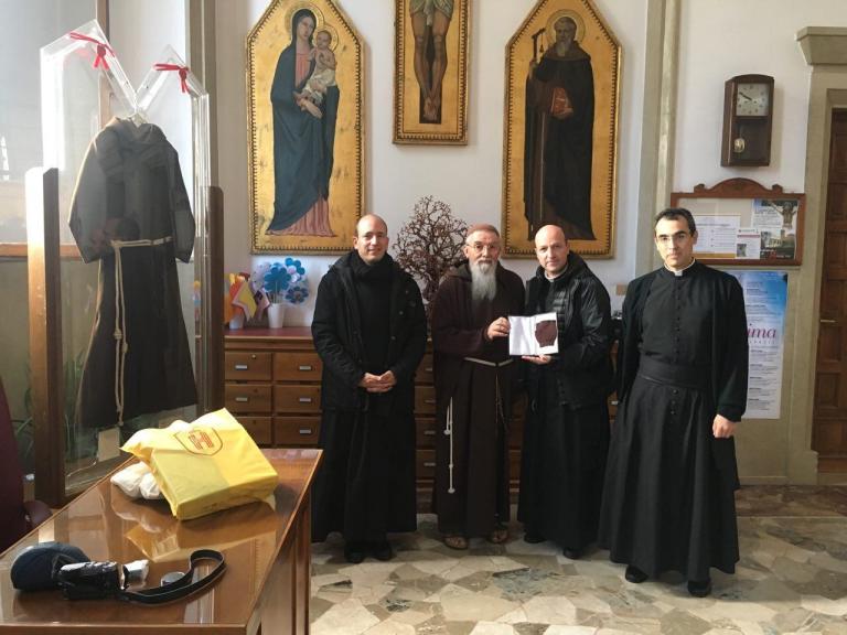 San Giovanni Rotondo cède le Mitón de Saint Padre Pío à la Fraternité sacerdotale Saint-Pie X à perpétuité