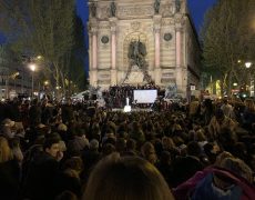 Veillée de prière de Saint-Sulpice à la place Saint-Michel