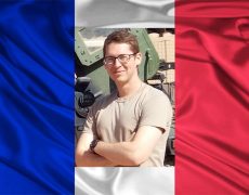 Le cortège funéraire du médecin capitaine Marc Laycuras franchira le pont Alexandre III lundi vers 15h30