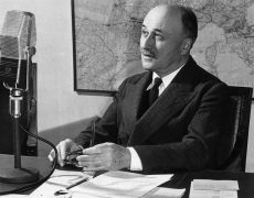 La famille de Jean Monnet veut porter plainte contre… Philippe de Villiers