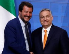 Ce sera difficile pour le Fidesz de continuer à faire partie du PPE si le PPE fait une alliance avec la gauche pro-immigration