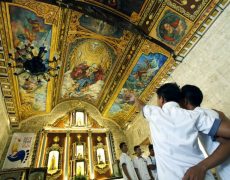 Philippines : une nouvelle fresque orne le plafond de l’église de Bantayan