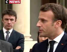 Emmanuel Macron, complètement perché