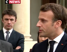 Emmanuel Macron, complètement perché