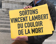 Manifestation à Lyon pour demander le transfert de Vincent Lambert dans une unité spécialisée
