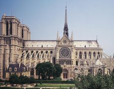 Non à la taxation de l’entrée à Notre-Dame de Paris