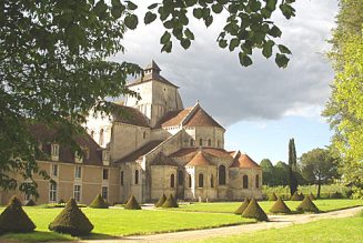 Choeur des moines de l’abbaye Notre Dame de Fontgombault