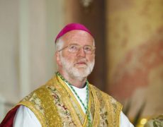 Le pape François n’abolira pas le célibat clérical, car il ne « veut pas comparaître devant Dieu avec cette décision. »