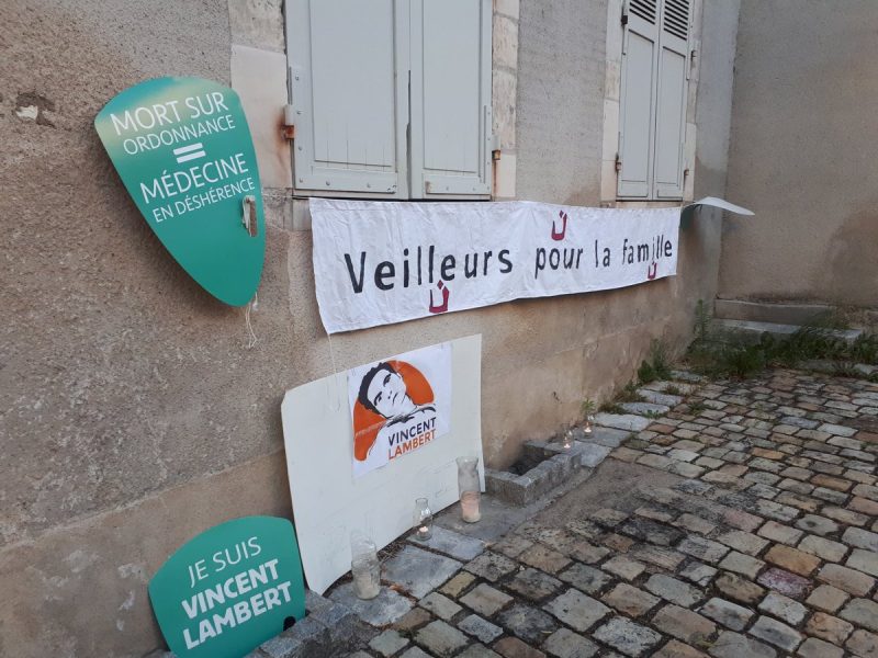 Bourges : retour des Veilleurs pour Vincent Lambert