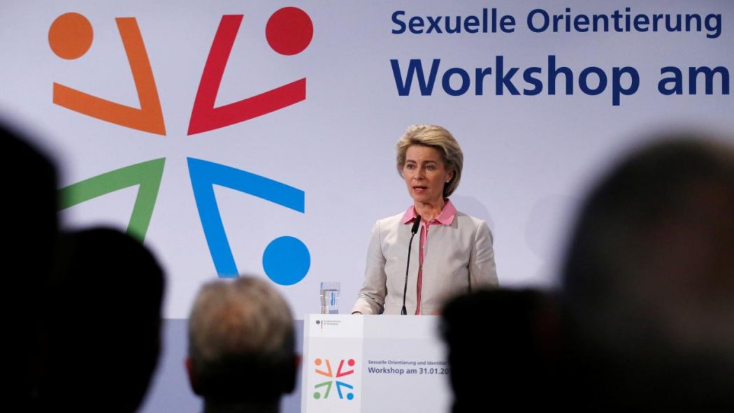 Ursula von der Leyen, une présidente de la Commission européenne fédéraliste et soumise au lobby LGBT
