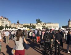 1500 personnes à Lyon rassemblées contre l’extension de la PMA