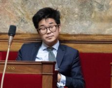 Même Libé parle d’histoire de dingues