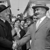 « Face à la rue » : l’attente d’un homme qui serait à la politique ce que fut un Don Camillo pour sa paroisse