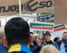 Manifestation devant l’ambassade d’Algérie, en soutien aux chrétiens d’Algérie