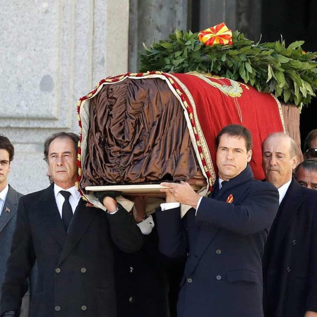 Louis de Bourbon défend la mémoire de son arrière grand-père, Franco