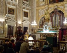 Mgr Pierre-Marie Carré, archevêque de Montpellier, préside la veillée pour la vie en la basilique Notre-Dame des Tables
