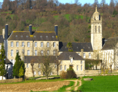 L’abbaye Notre-Dame-De-Grâce de Bricquebec : son histoire et ses pâtés